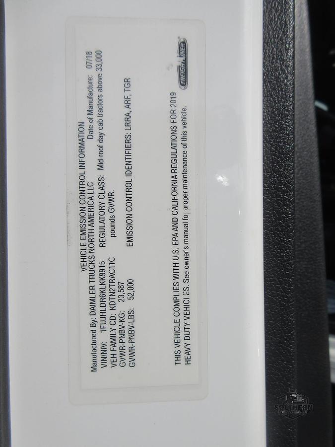 Used 2019 FREIGHTLINER CASCADIA 126