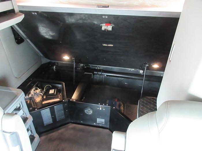 Used 2021 KENWORTH T880