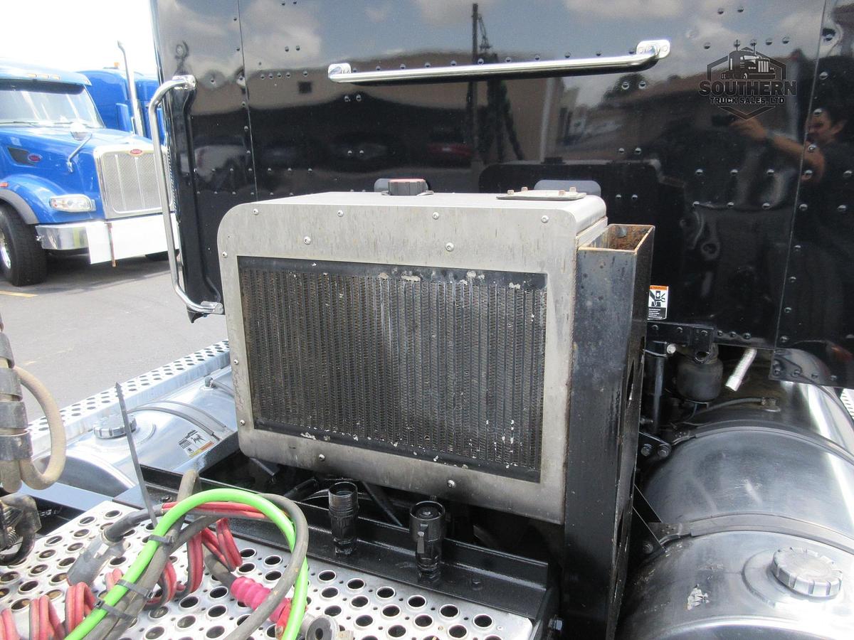 Used 2023 KENWORTH T880