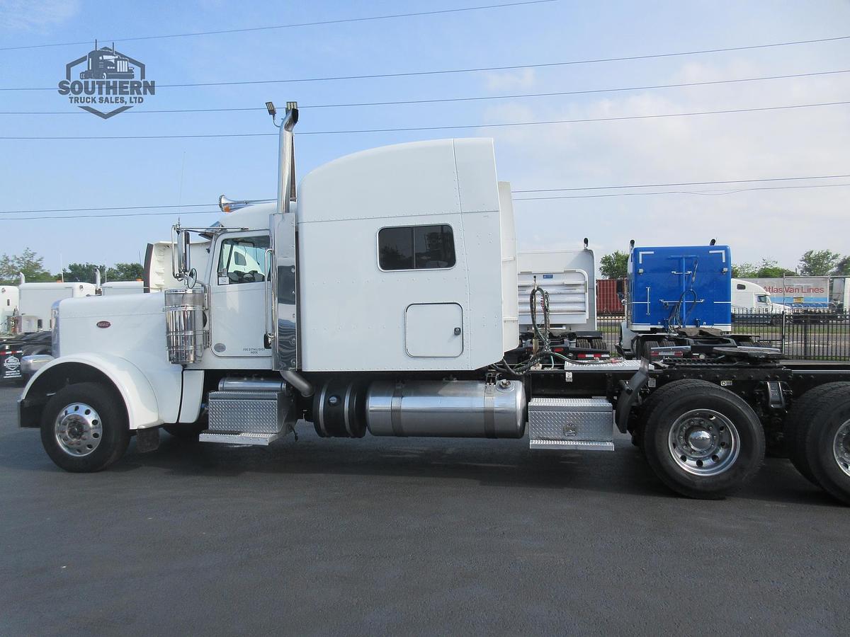 Used 2019 PETERBILT 389