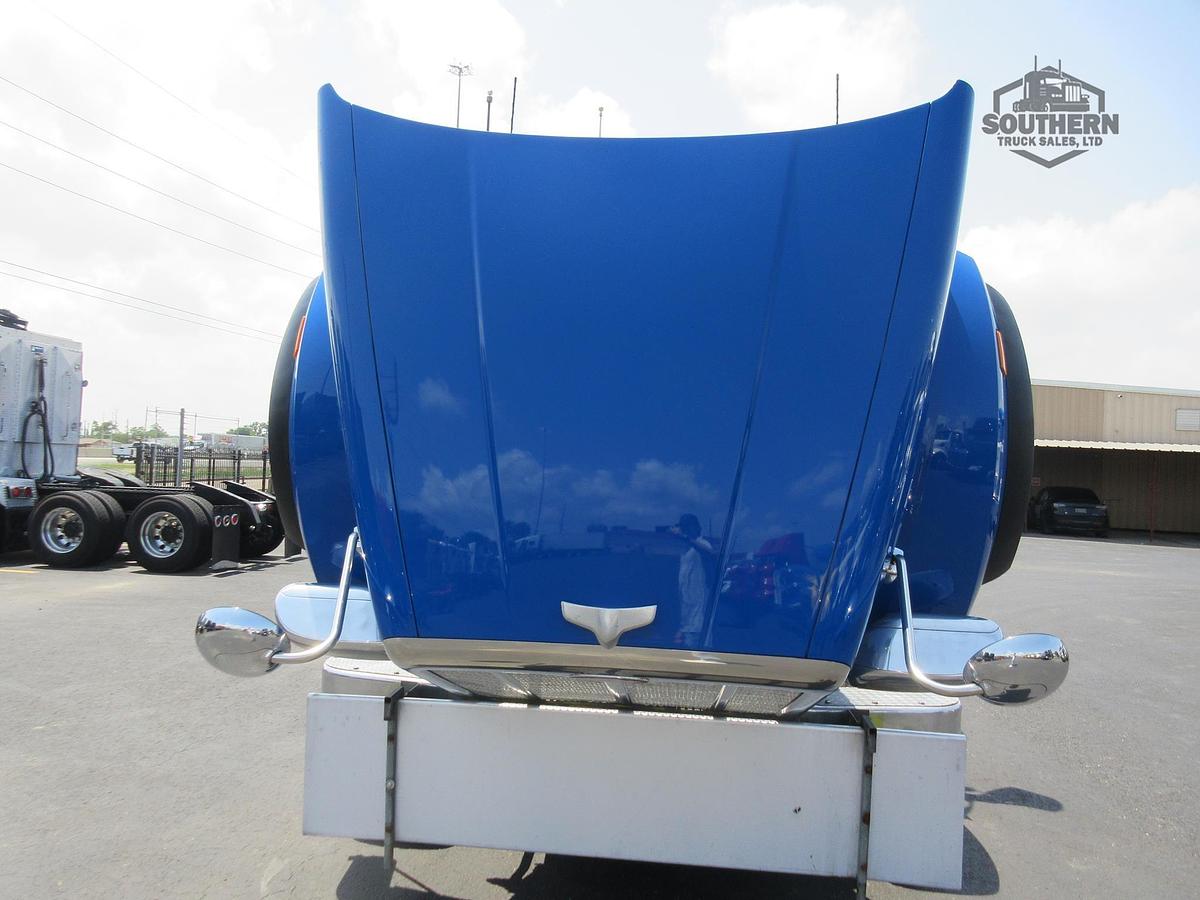 Used 2019 PETERBILT 567