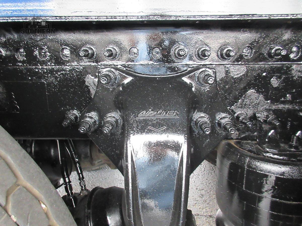 Used 2019 FREIGHTLINER CASCADIA 126