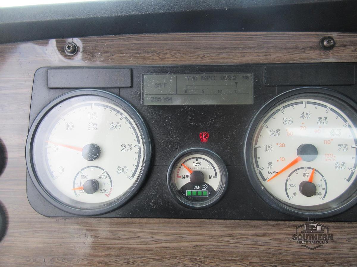 Used 2016 FREIGHTLINER CORONADO 122 SD