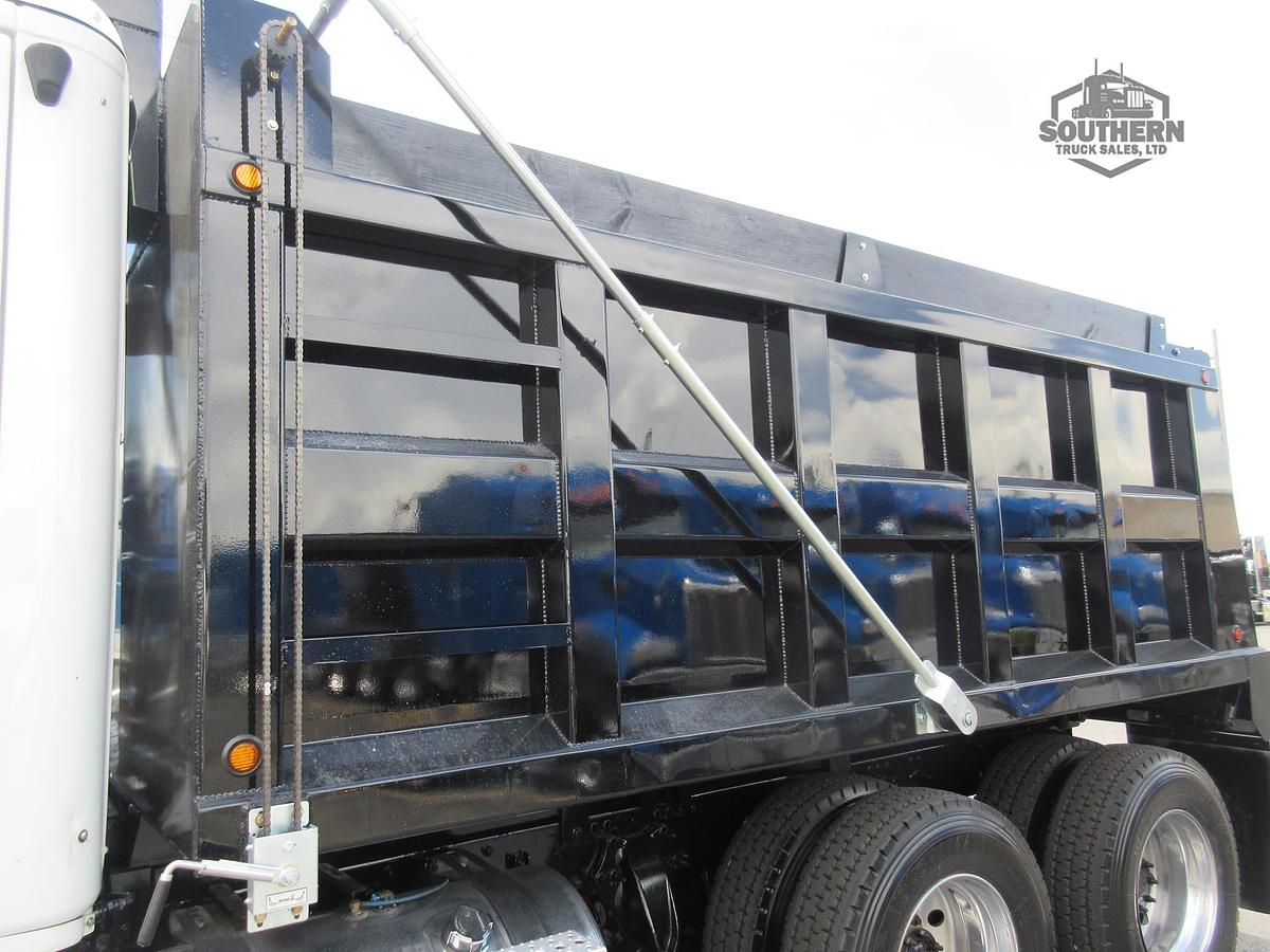 Used 2018 FREIGHTLINER CASCADIA 125