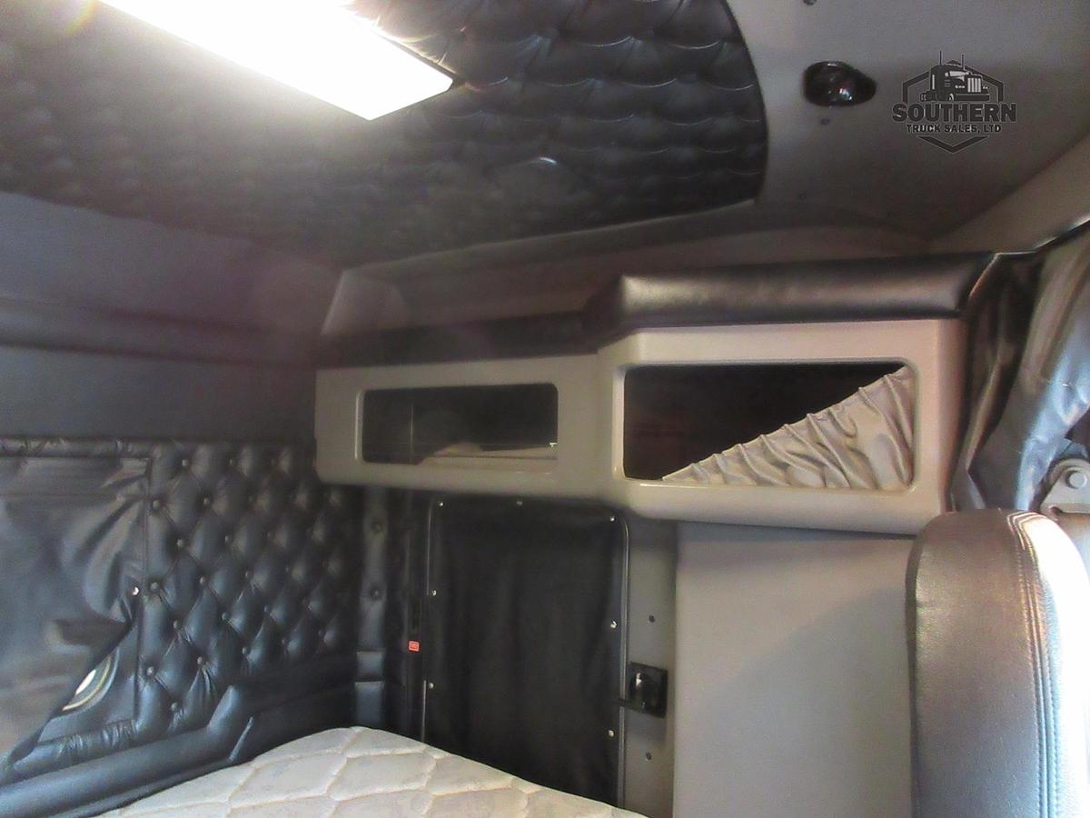 Used 2019 KENWORTH W900L