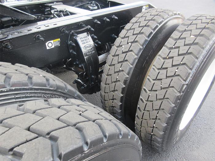 Used 2014 PETERBILT 365