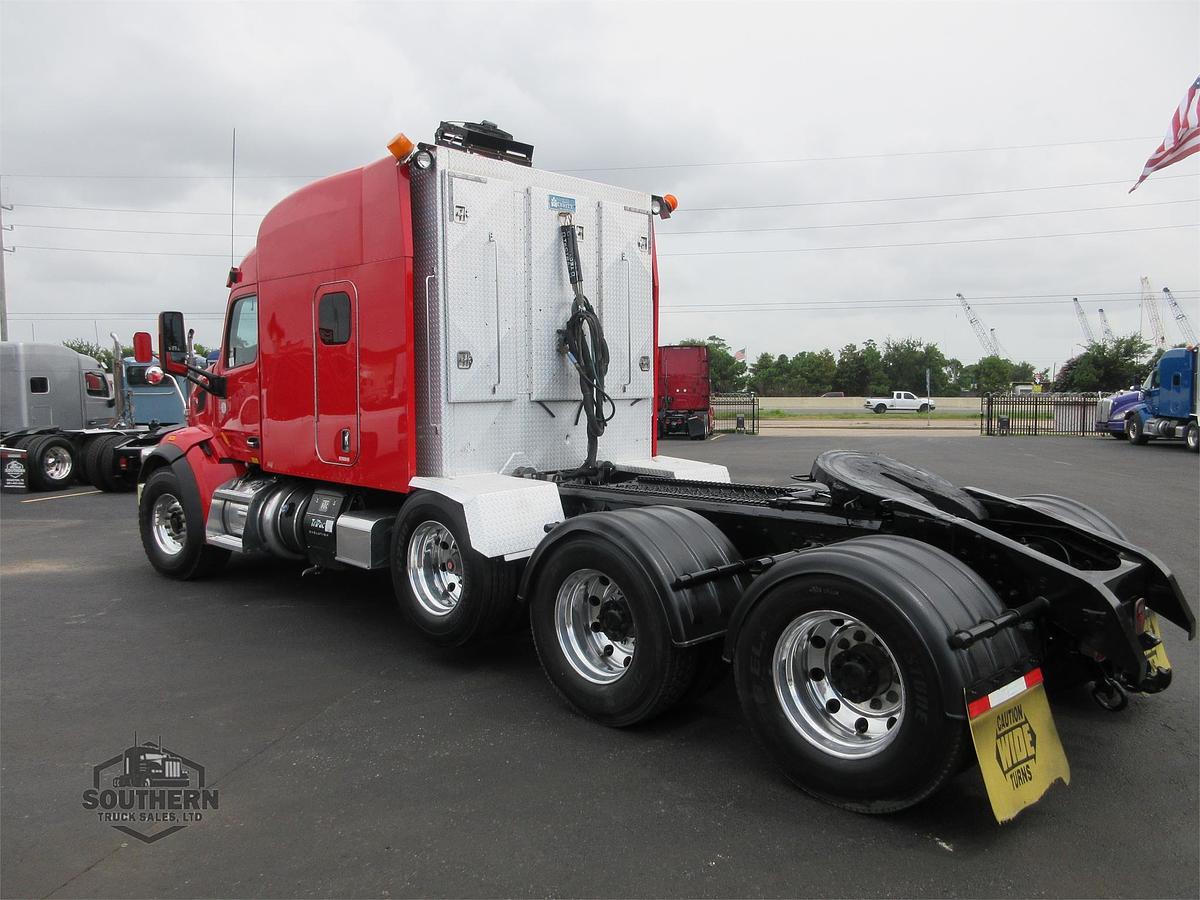 Used 2020 PETERBILT 567