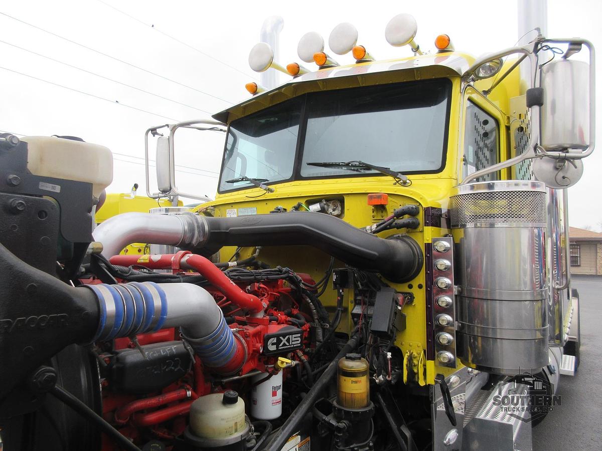 Used 2019 PETERBILT 389