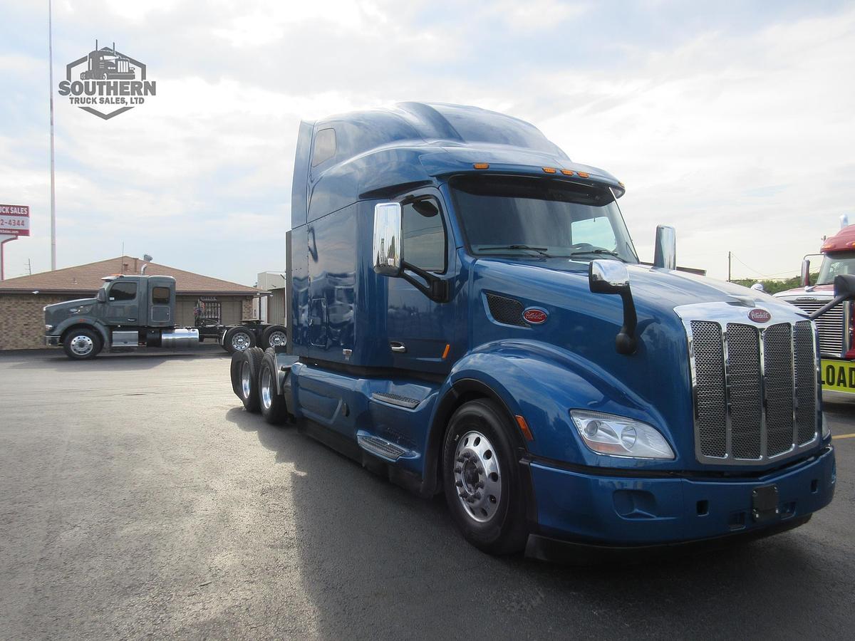 Used 2021 PETERBILT 579