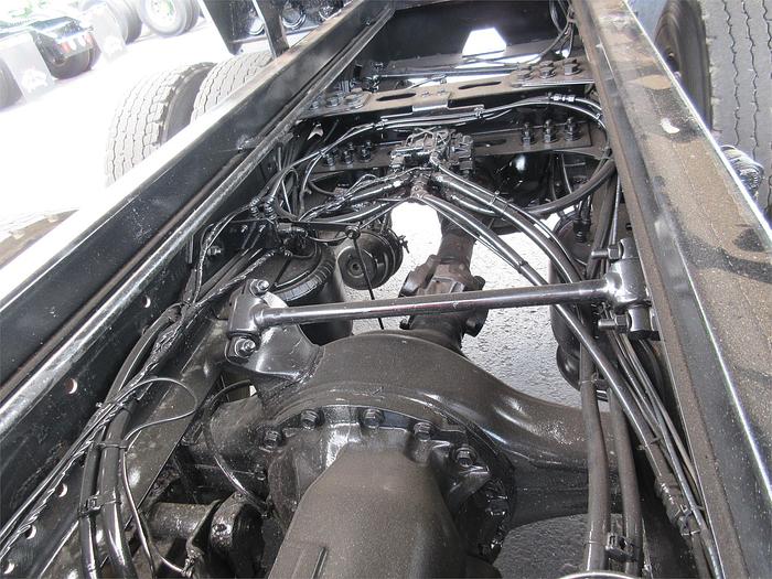 Used 2019 FREIGHTLINER CASCADIA 126