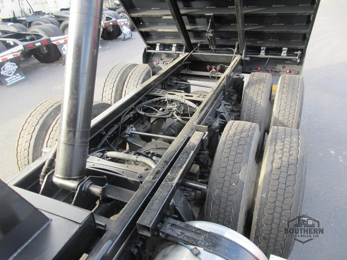 Used 2020 FREIGHTLINER CASCADIA 126