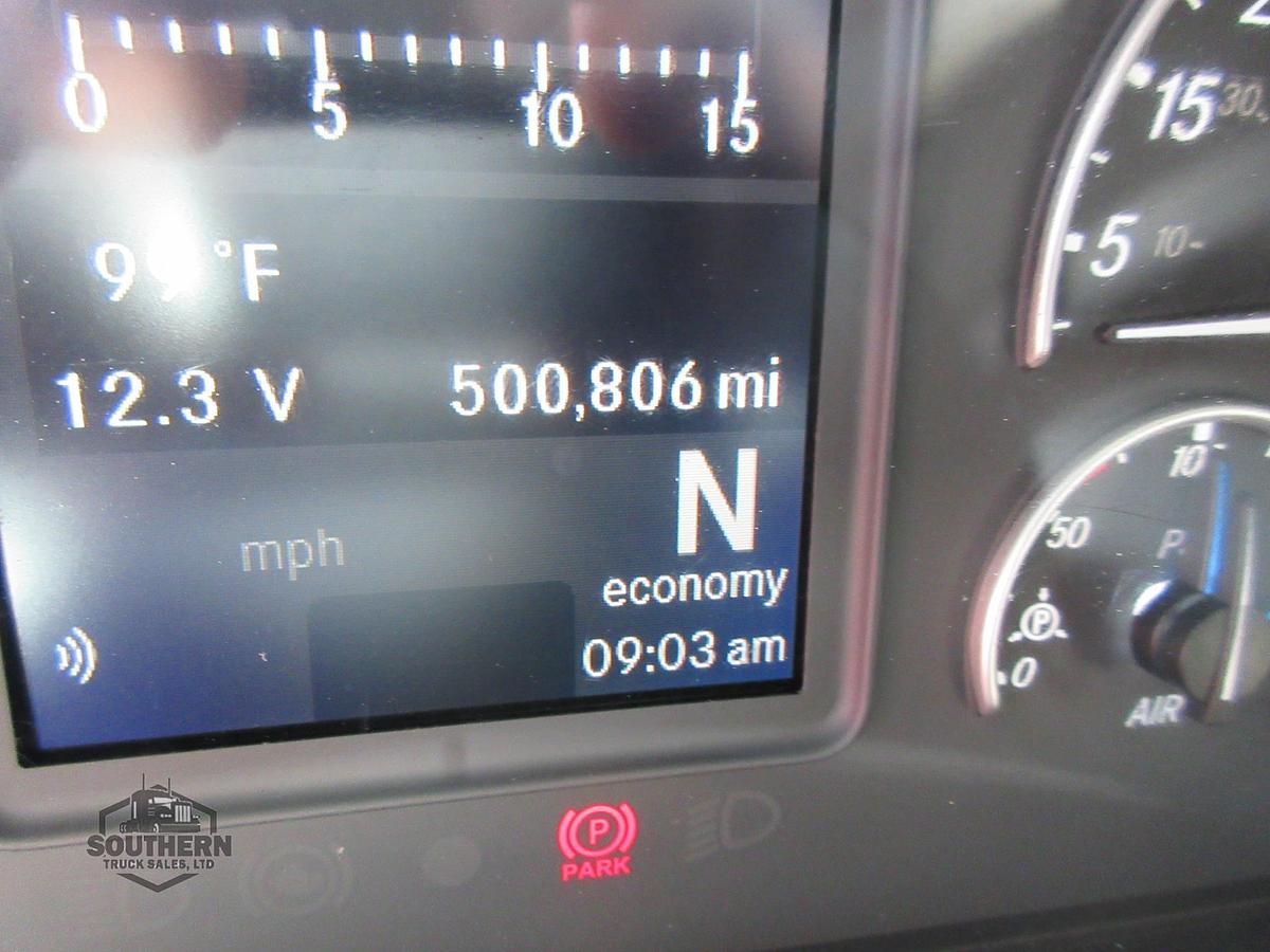 Used 2022 FREIGHTLINER CASCADIA 116