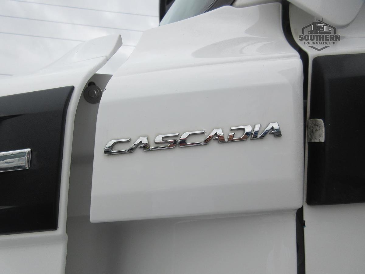 Used 2020 FREIGHTLINER CASCADIA 126