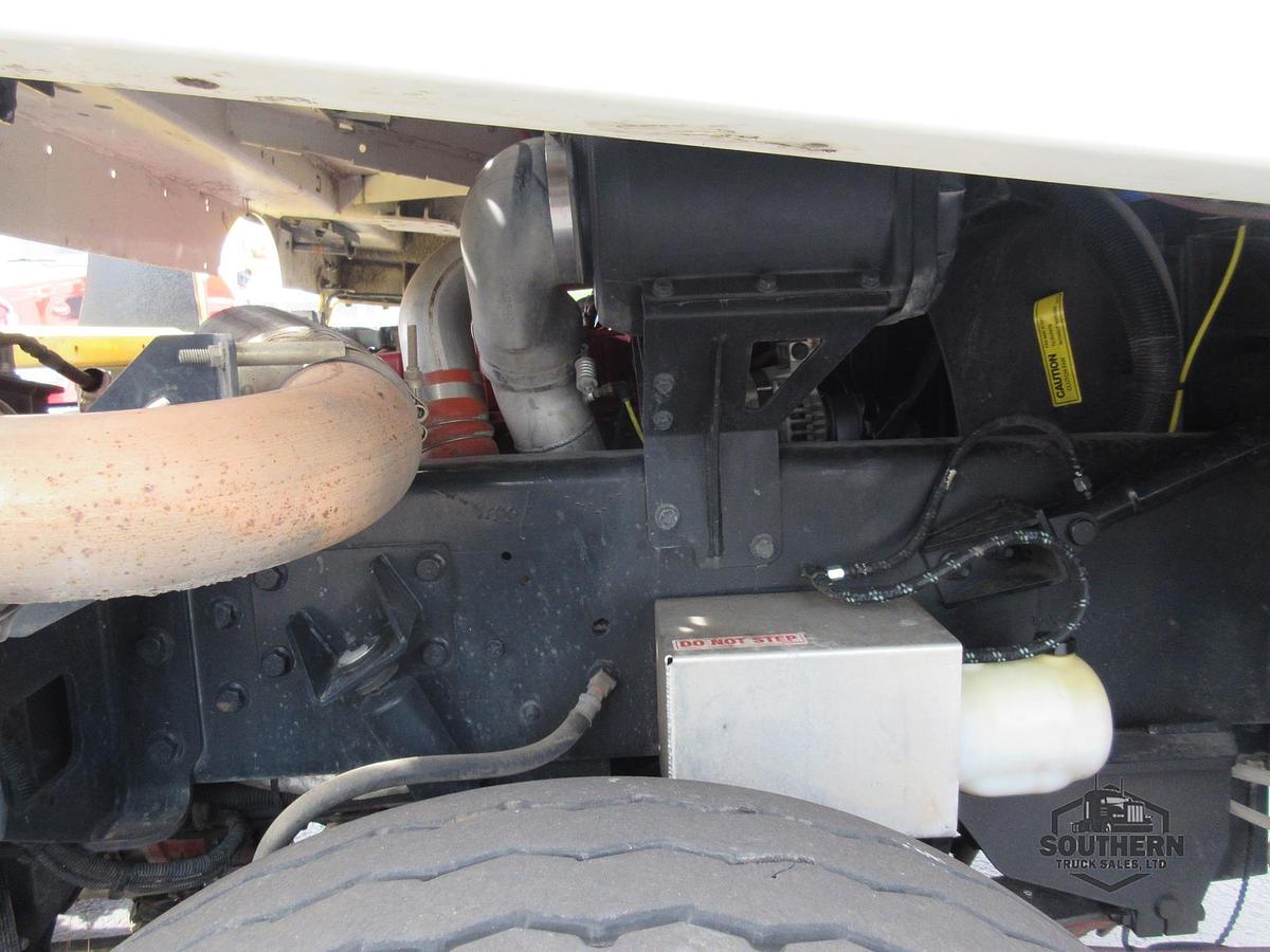 Used 2022 AUTOCAR XSPOTTER ACTT