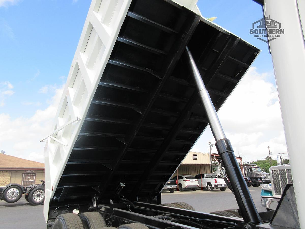 Used 2019 FREIGHTLINER CASCADIA 125