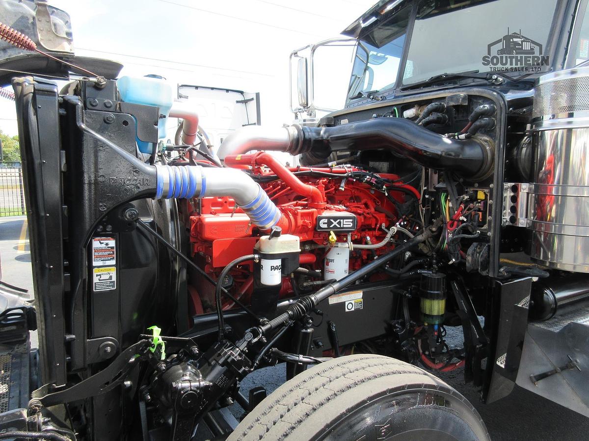 Used 2024 PETERBILT 389