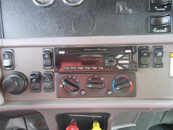 Used 2014 PETERBILT 365