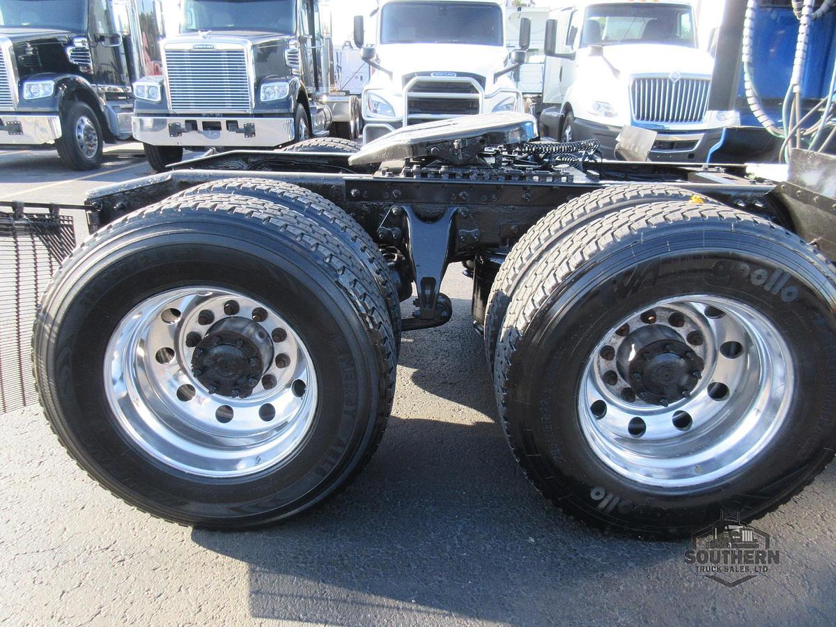 Used 2021 INTERNATIONAL LT