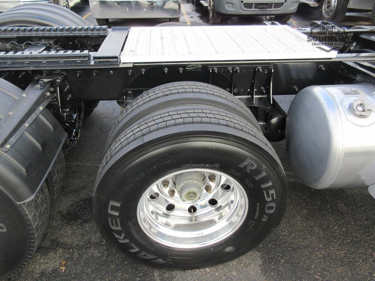 Used 2020 PETERBILT 567