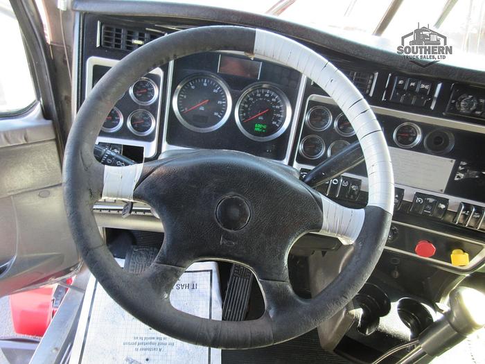 Used 2011 KENWORTH T800