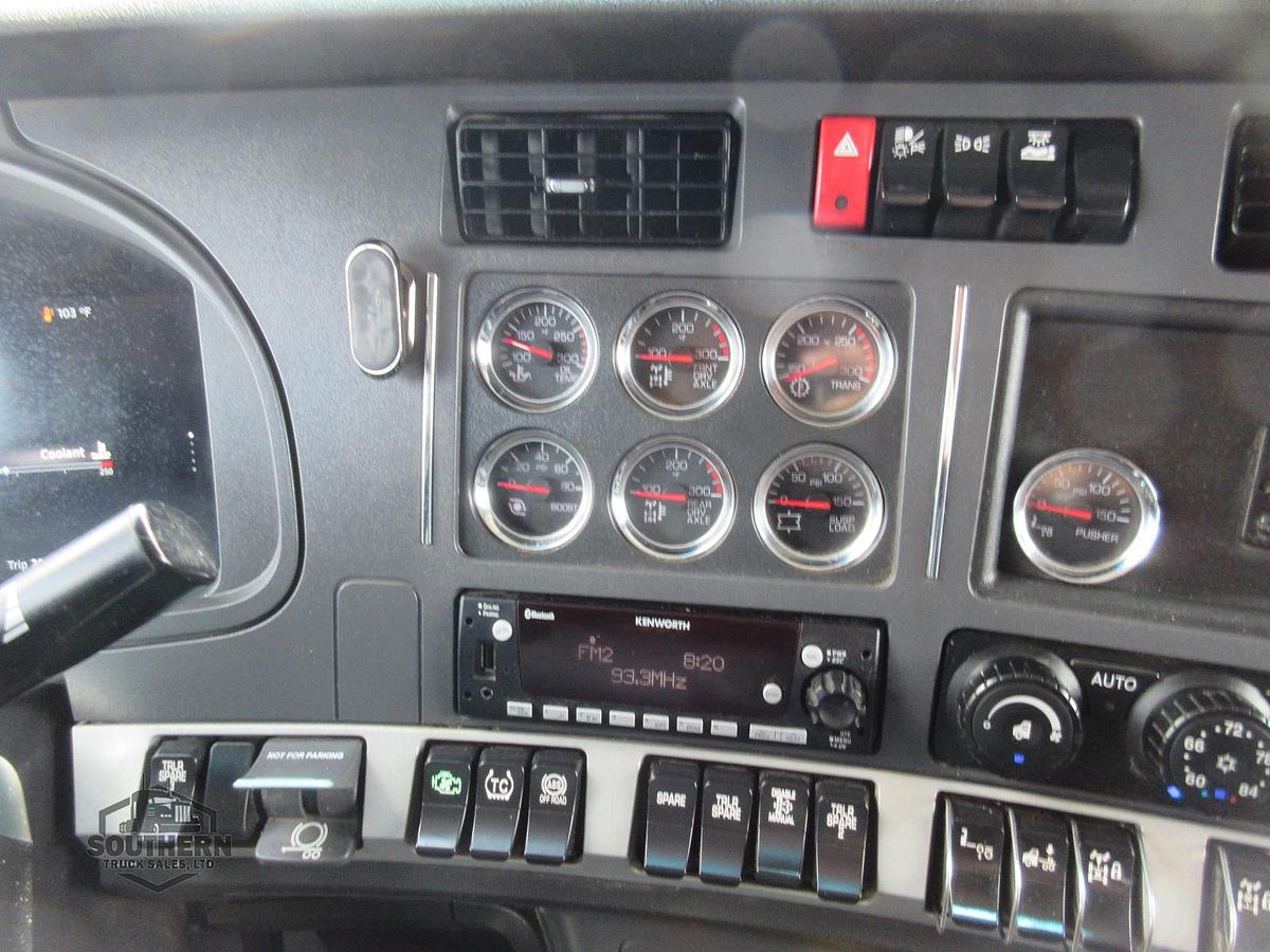 Used 2023 KENWORTH T880