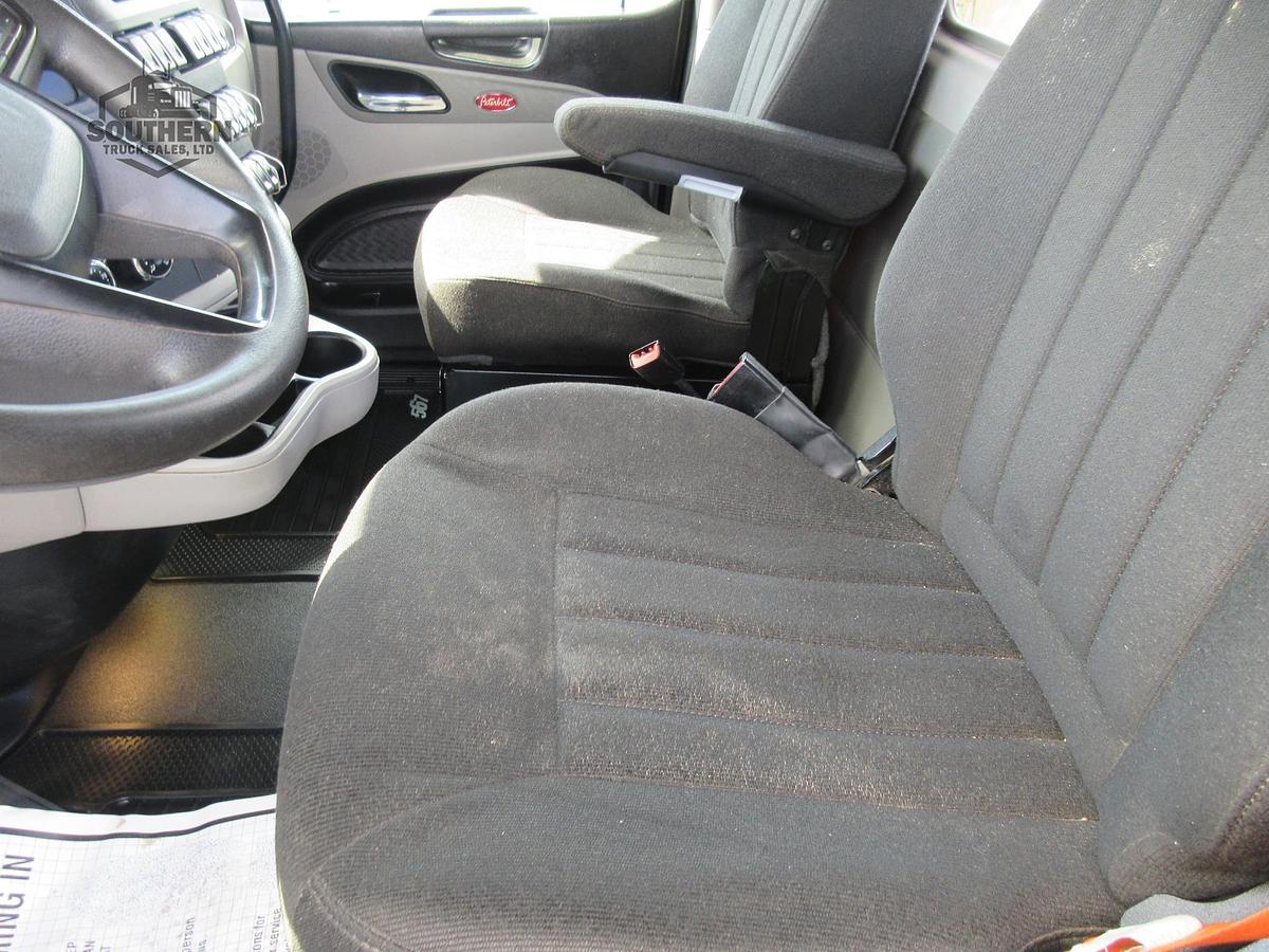 Used 2025 PETERBILT 567