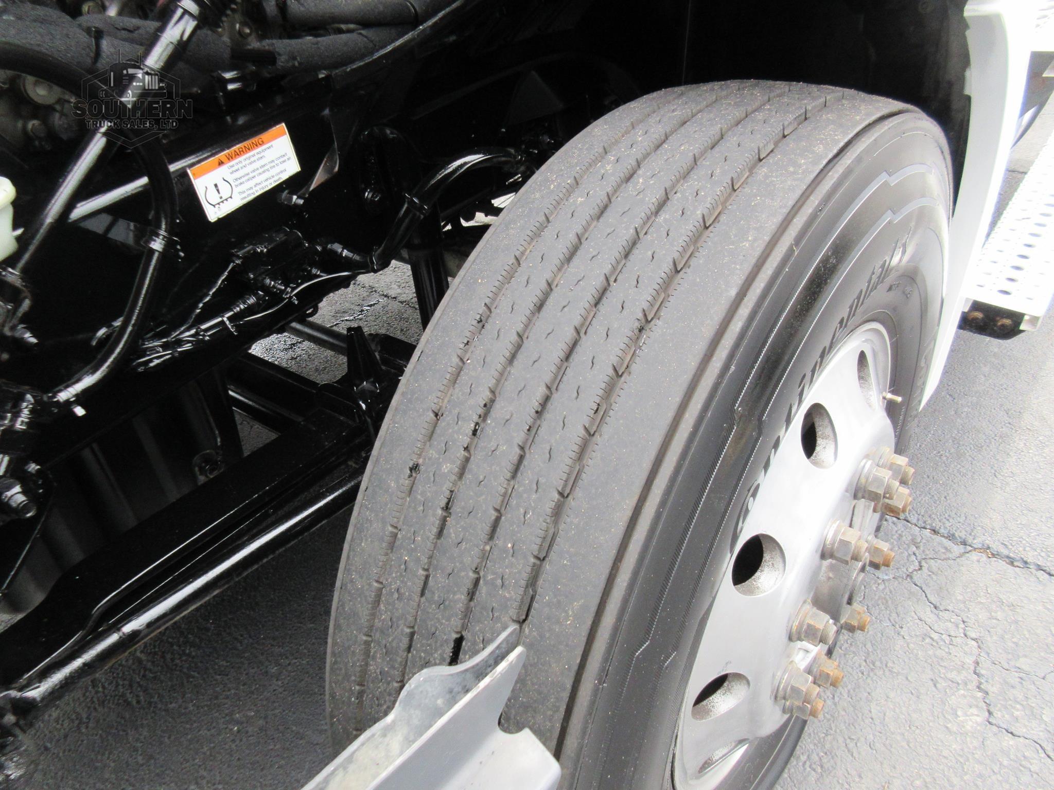 Used 2020 FREIGHTLINER CASCADIA 126