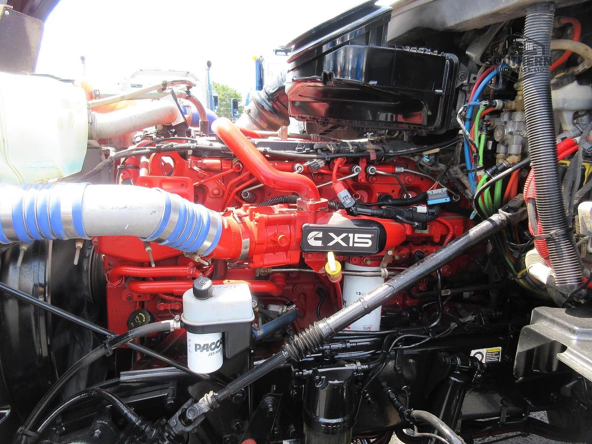 Used 2023 KENWORTH T880