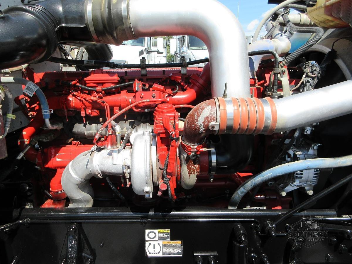 Used 2016 PETERBILT 389