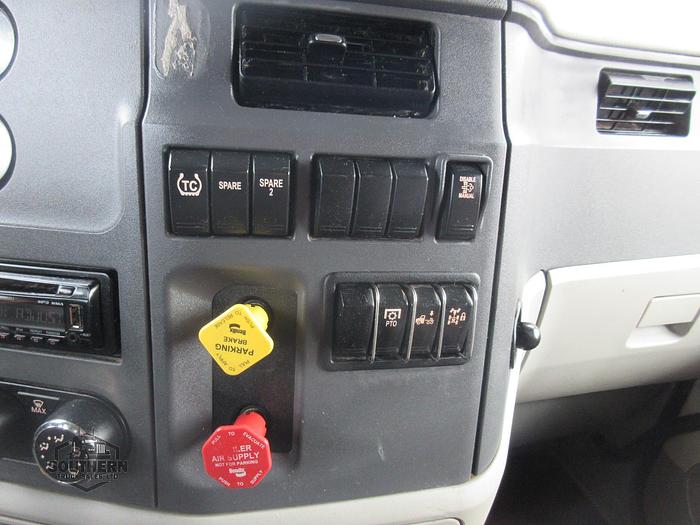 Used 2019 PETERBILT 567