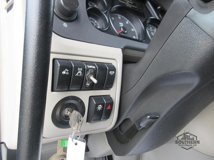 Used 2020 PETERBILT 567