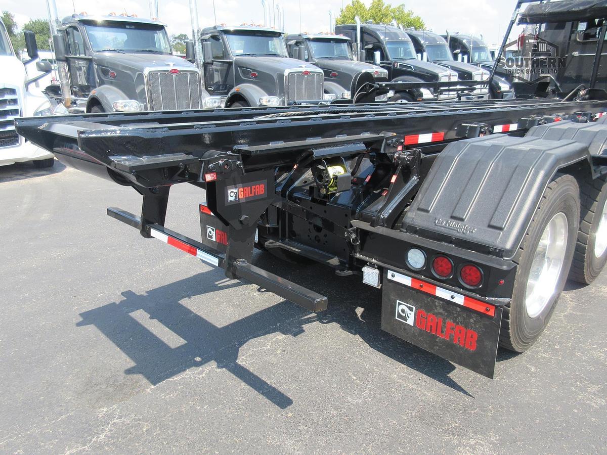 Used 2025 PETERBILT 567