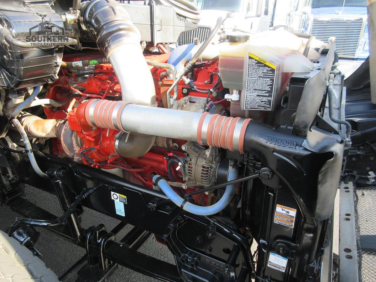 Used 2023 KENWORTH T880