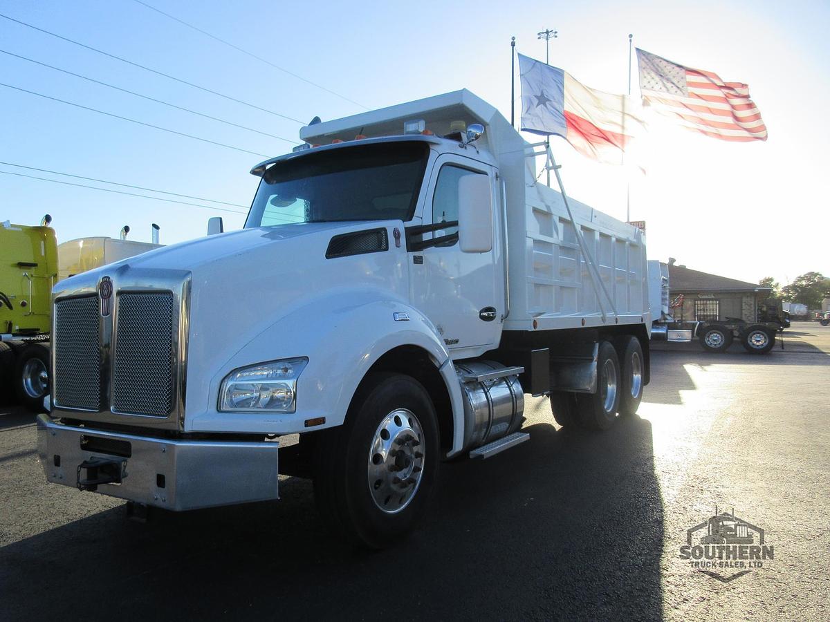 Used 2016 KENWORTH T880