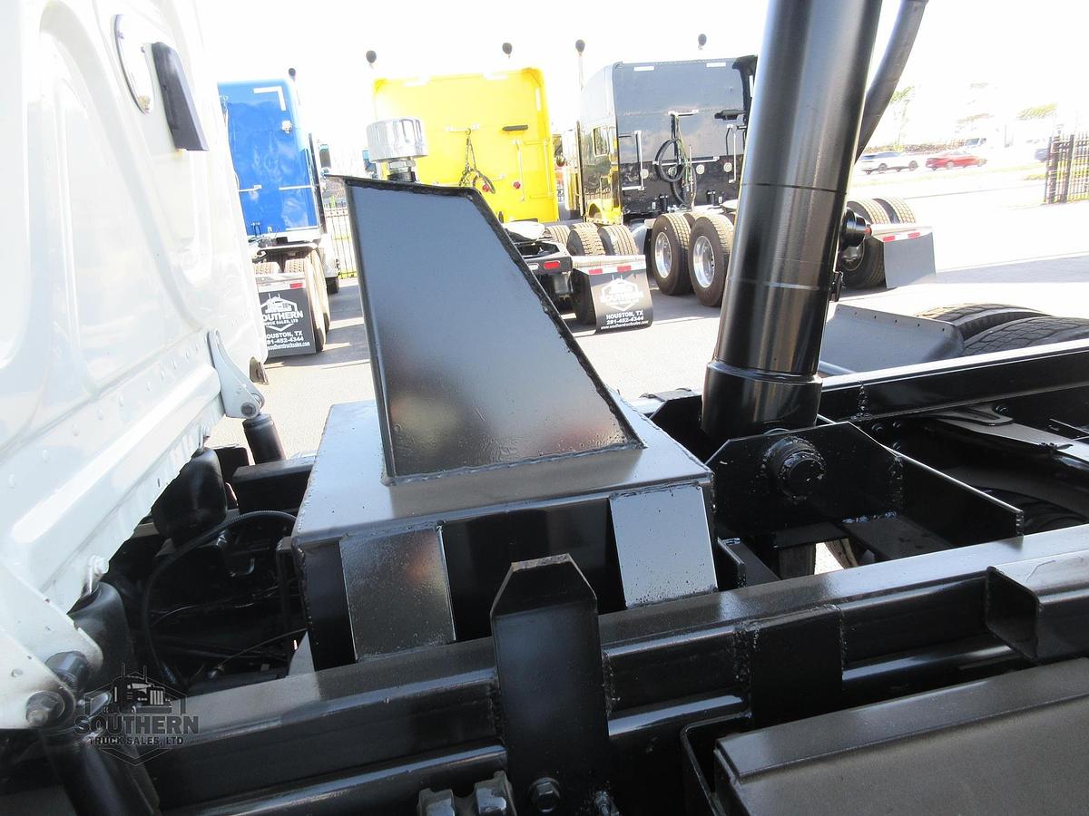 Used 2020 FREIGHTLINER CASCADIA 125