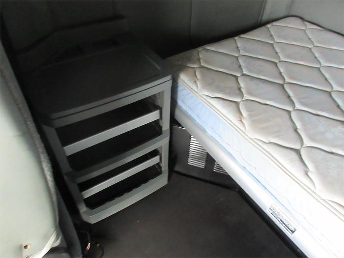 Used 2021 KENWORTH T880