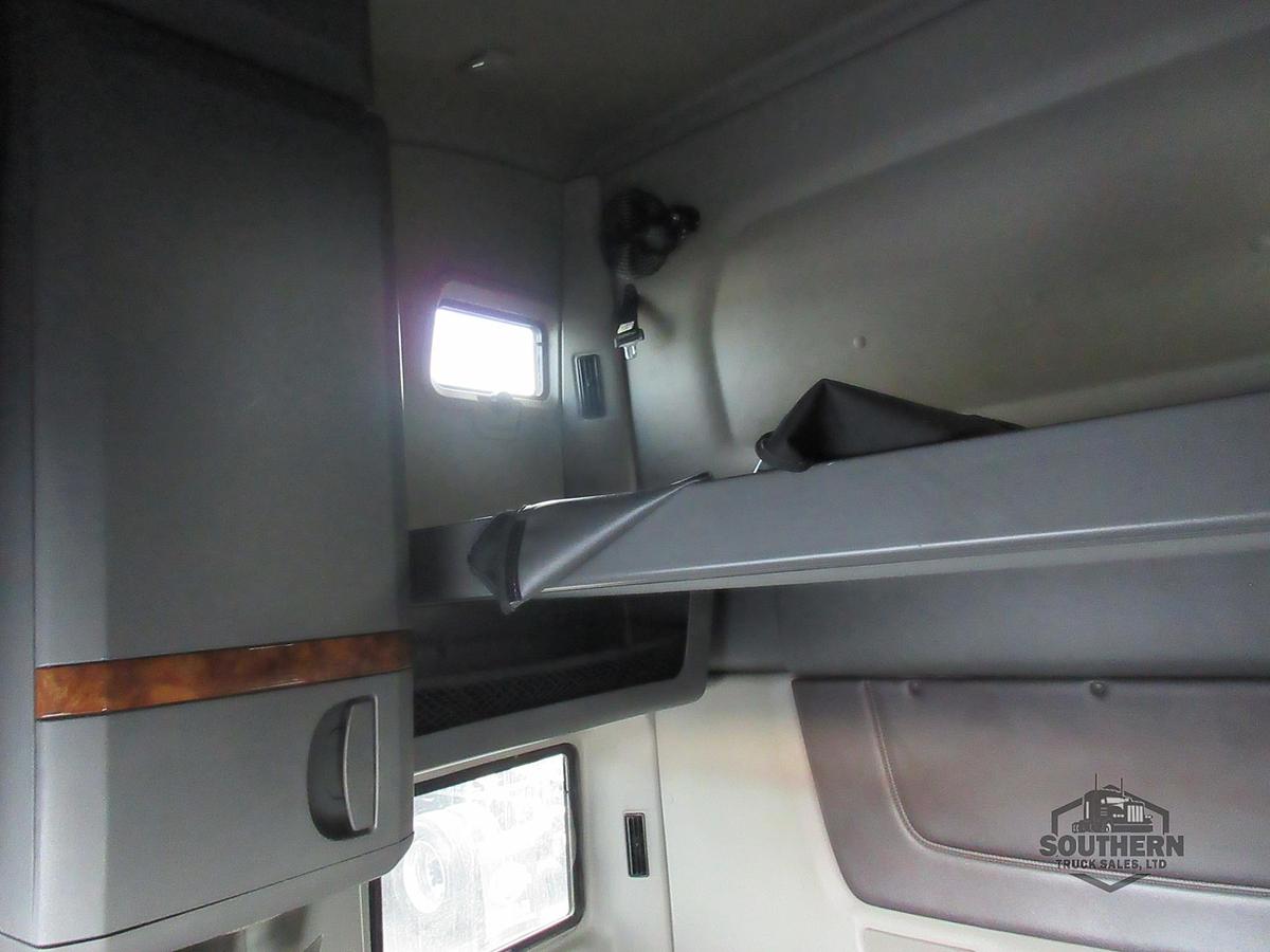 Used 2021 INTERNATIONAL LT