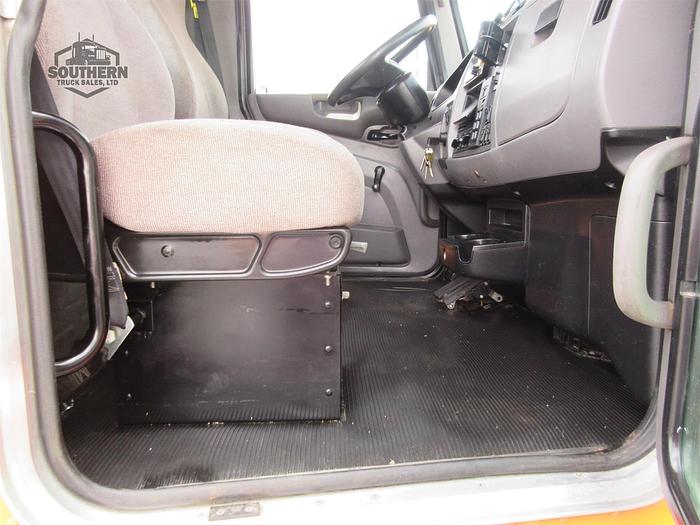 Used 2018 PETERBILT 337