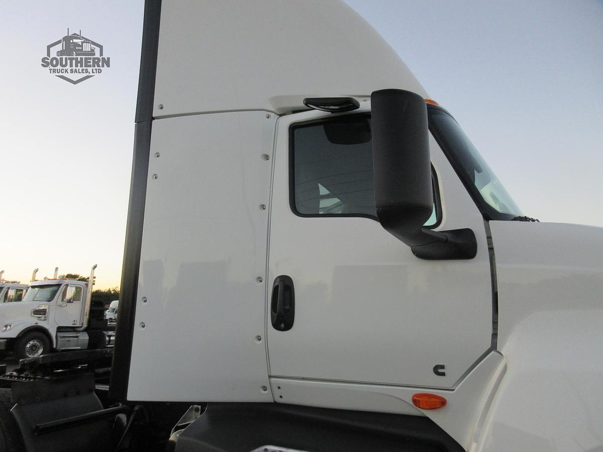 Used 2021 INTERNATIONAL LT