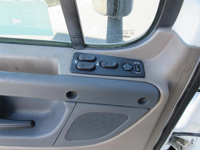 Used 2016 FREIGHTLINER CASCADIA 113