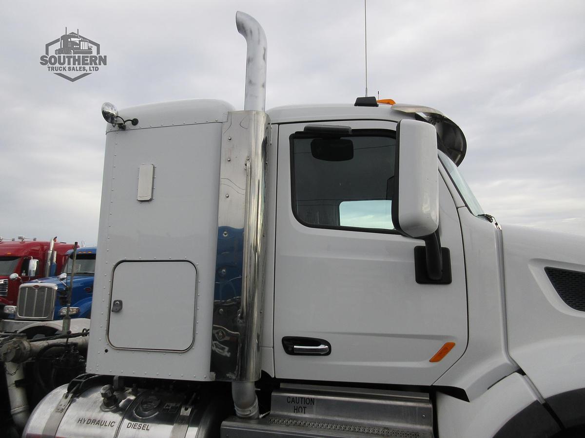 Used 2019 PETERBILT 567