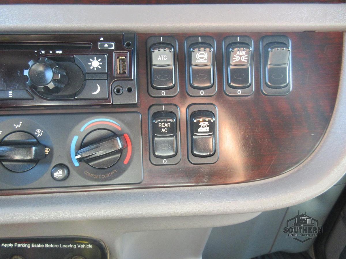 Used 2019 PETERBILT 389