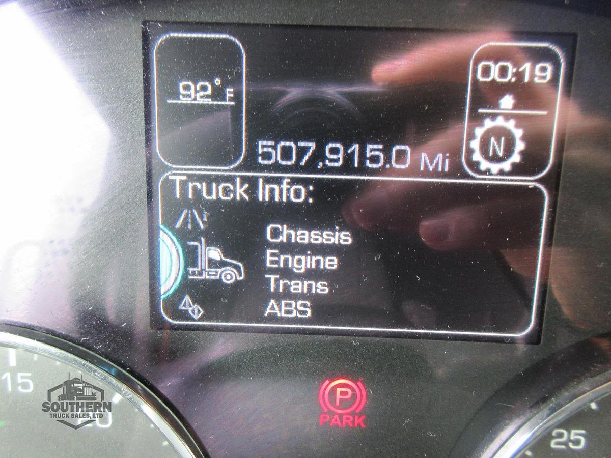 Used 2017 KENWORTH T880