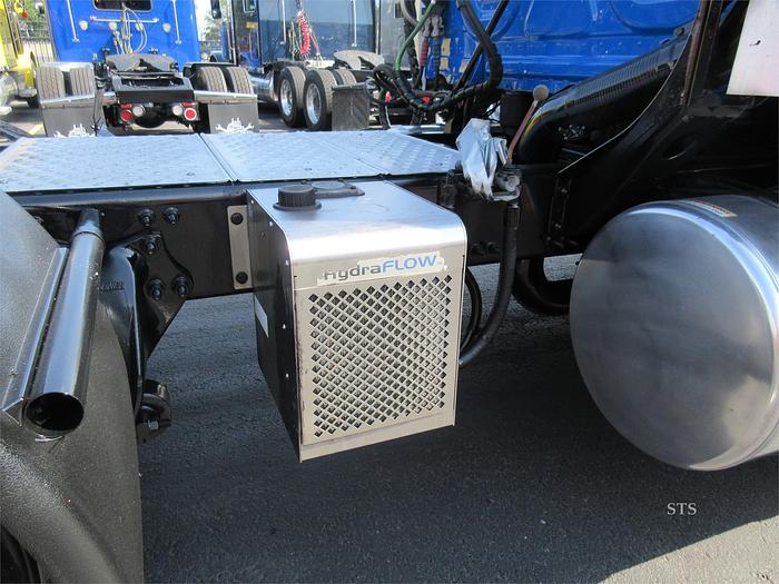 Used 2017 FREIGHTLINER CASCADIA 125