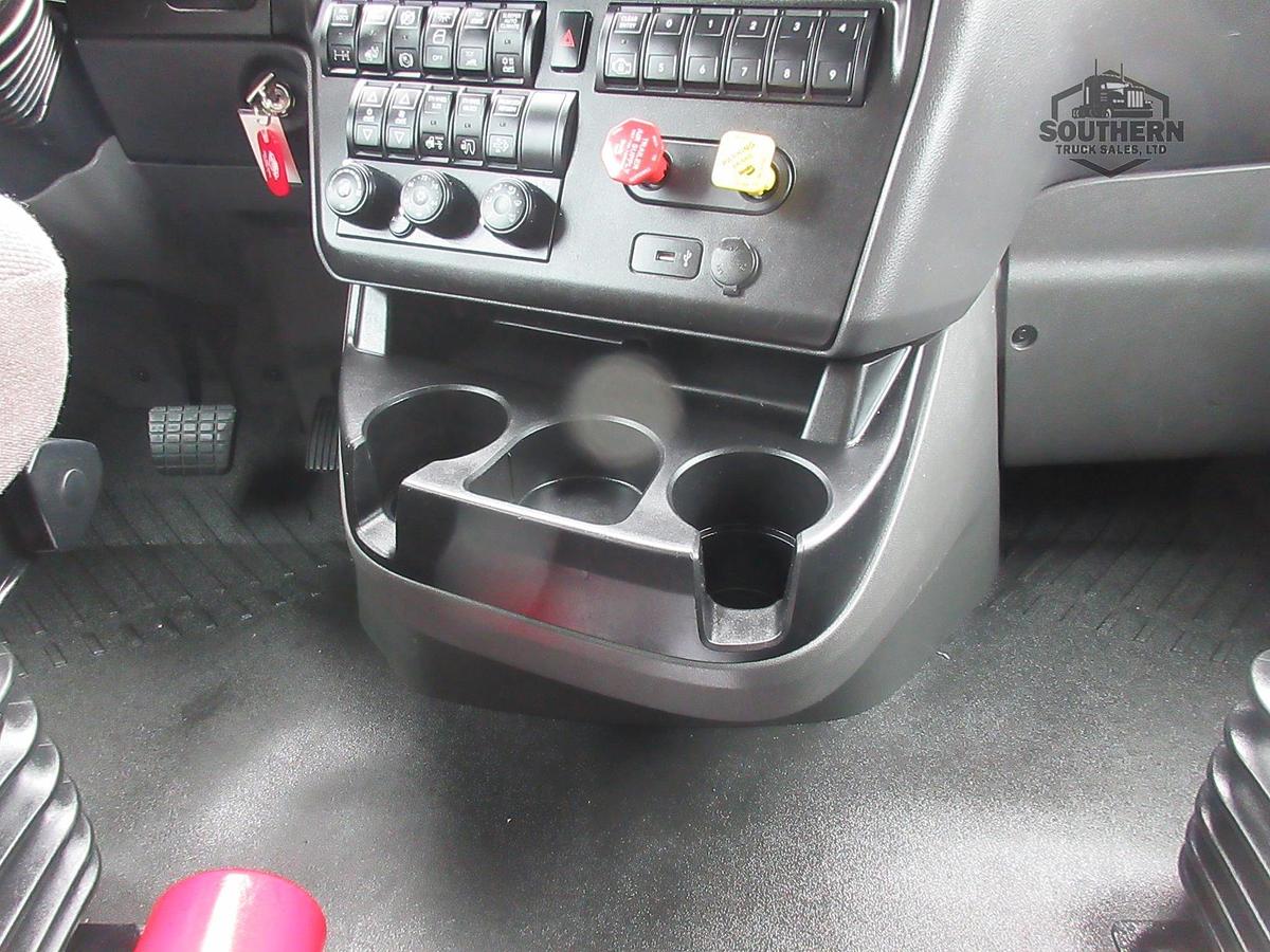 Used 2021 INTERNATIONAL LT