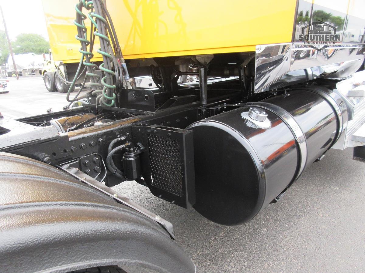 Used 2018 WESTERN STAR 4900