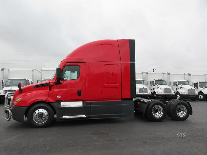 Used 2021 FREIGHTLINER CASCADIA 126