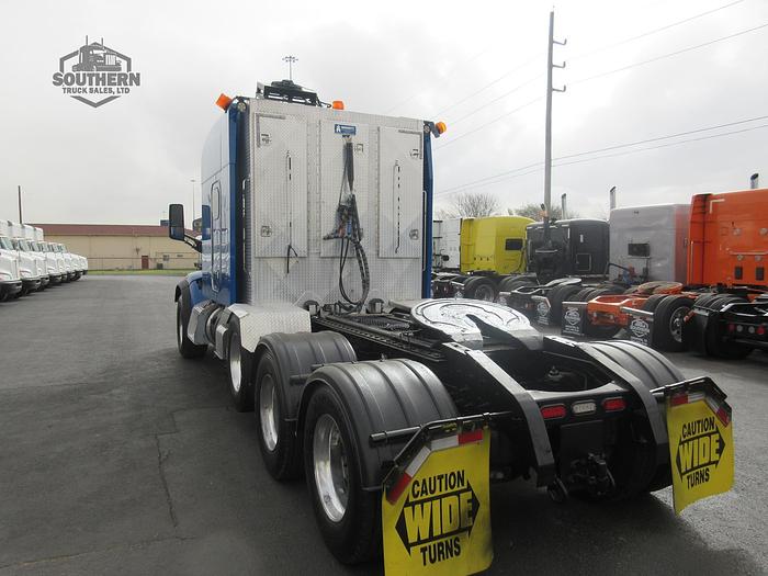 Used 2020 PETERBILT 567