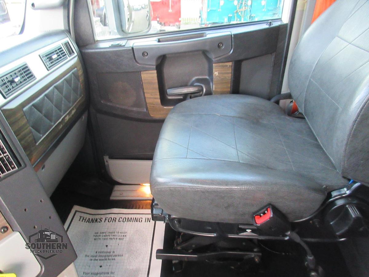 Used 2018 FREIGHTLINER CORONADO 122 SD