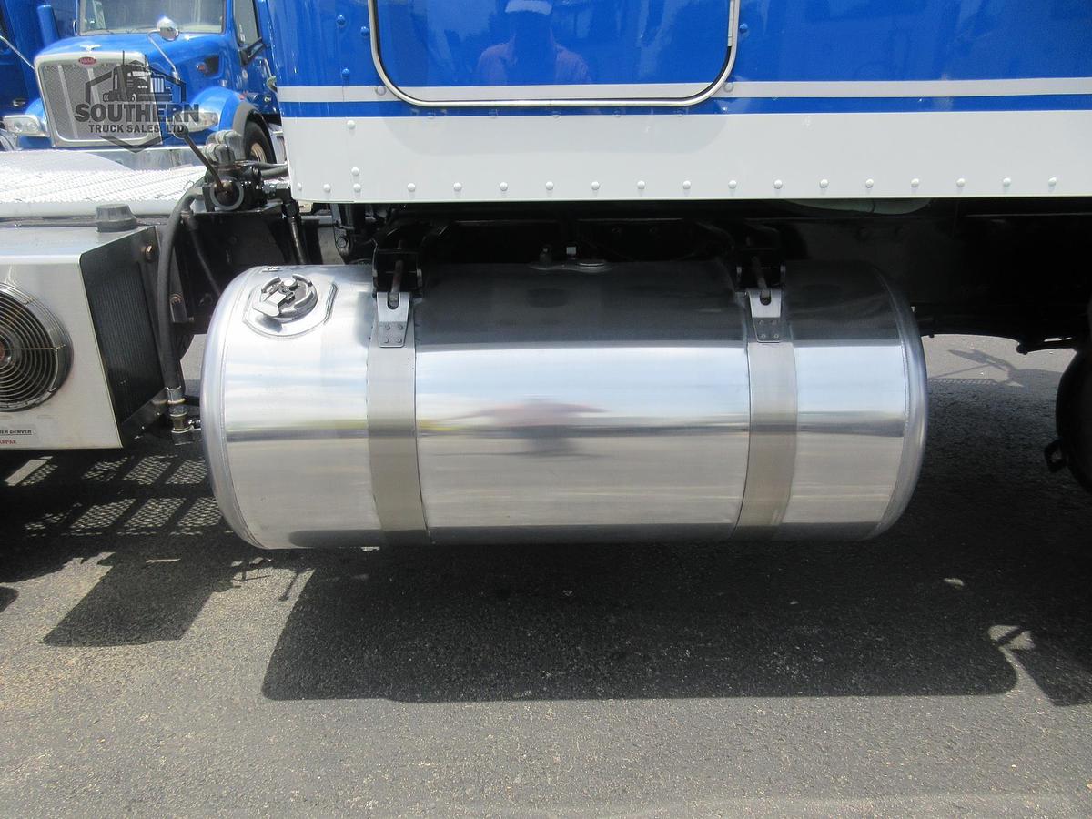 Used 2019 PETERBILT 389